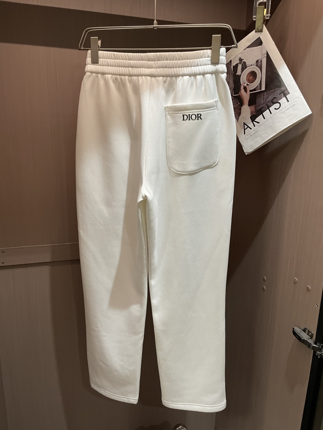 Dior 2025秋冬最新休闲裤 内里加绒，非常保暖！版型超赞，能很好的修复各种腿型，非常个性！柔软排汗