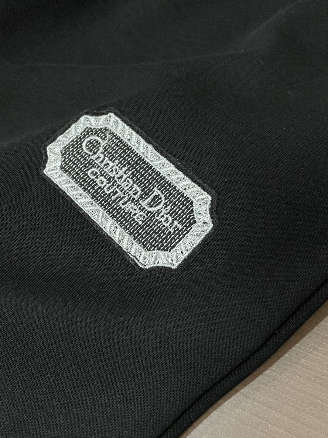 Dior 2025秋冬最新休闲裤 内里加绒，非常保暖！版型超赞，能很好的修复各种腿型，非常个性！柔软排汗