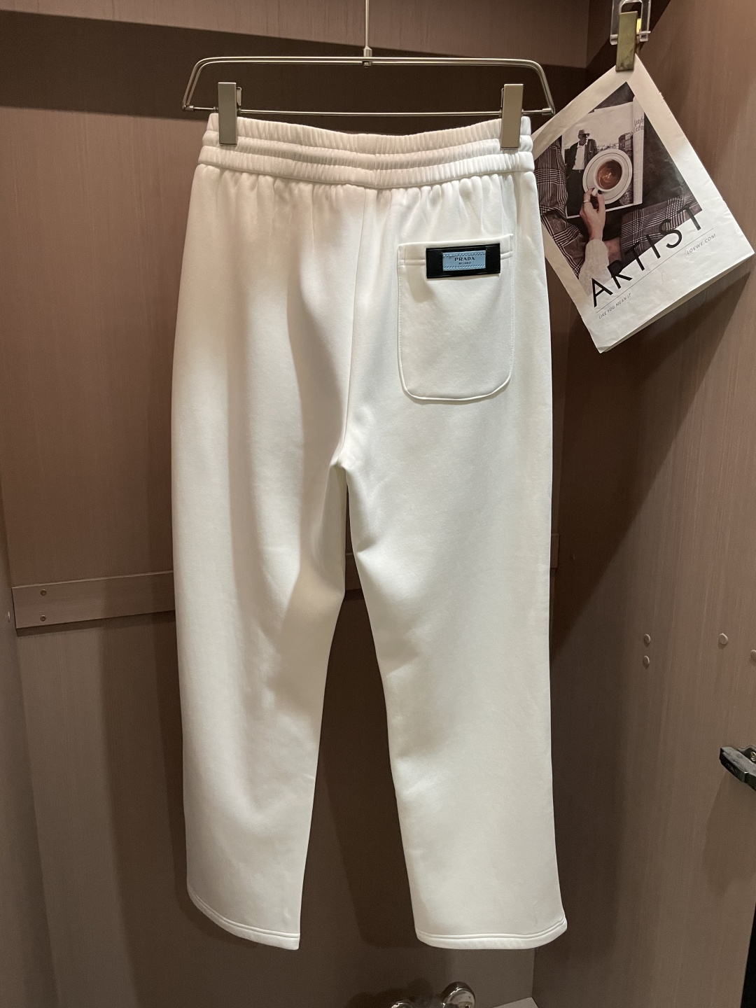 Prad 2025秋冬最新休闲裤 内里加绒，非常保暖！版型超赞，能很好的修复各种腿型，非常个性！柔软排汗