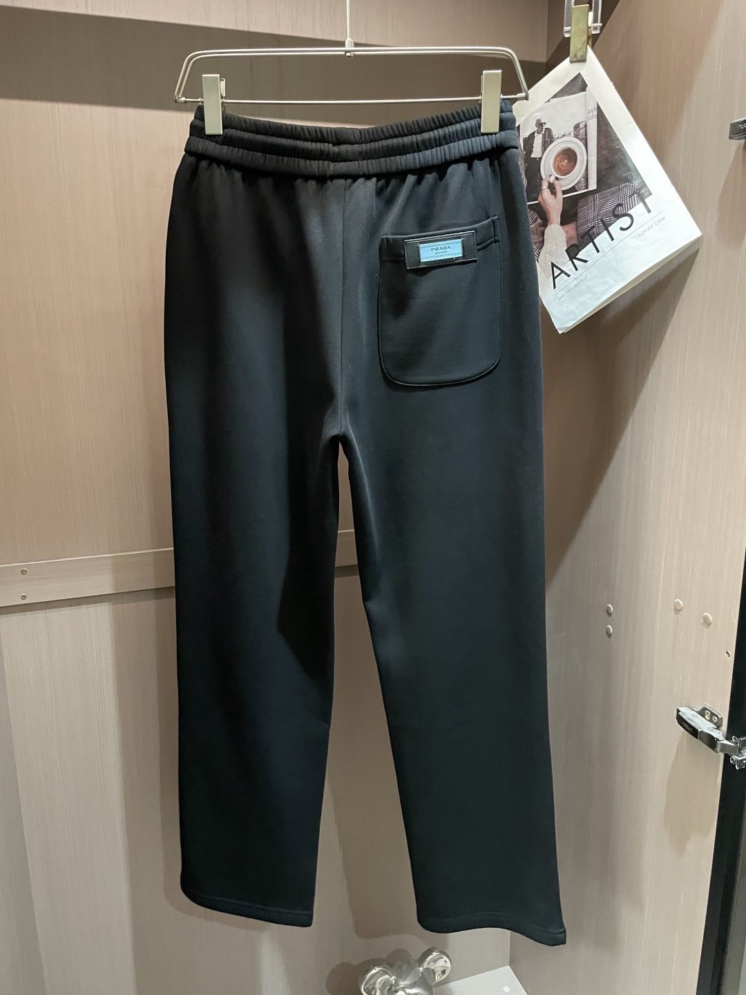 Prad 2025秋冬最新休闲裤 内里加绒，非常保暖！版型超赞，能很好的修复各种腿型，非常个性！柔软排汗