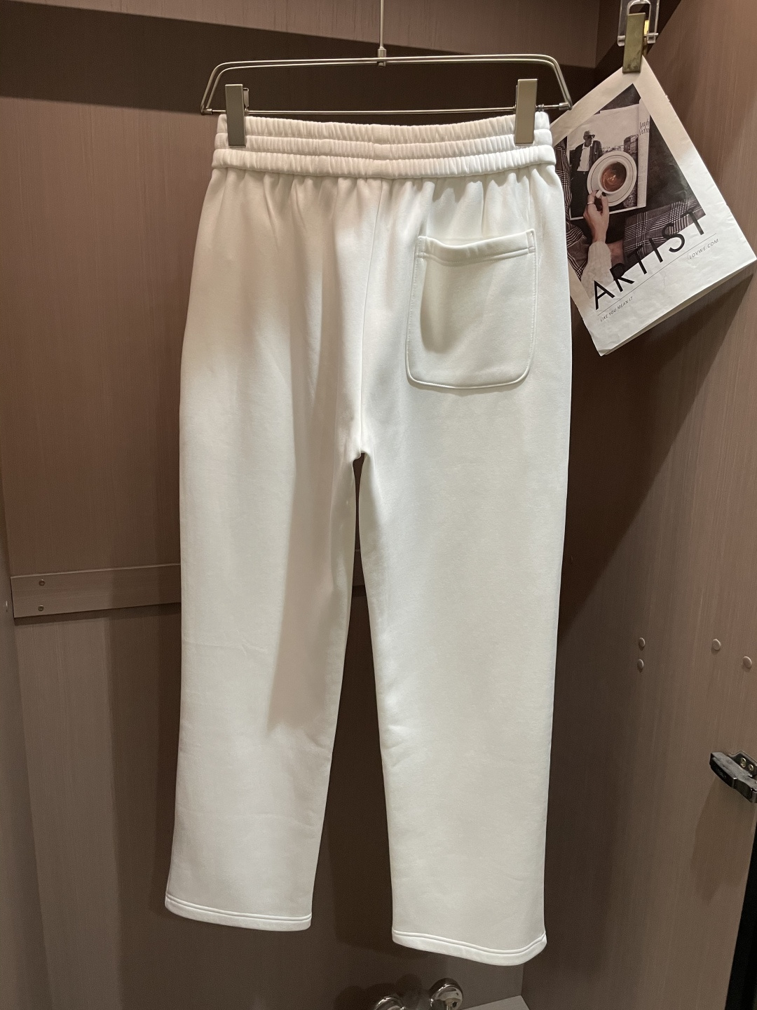 Dior 2025秋冬最新休闲裤 内里加绒，非常保暖！版型超赞，能很好的修复各种腿型，非常个性！柔软排汗