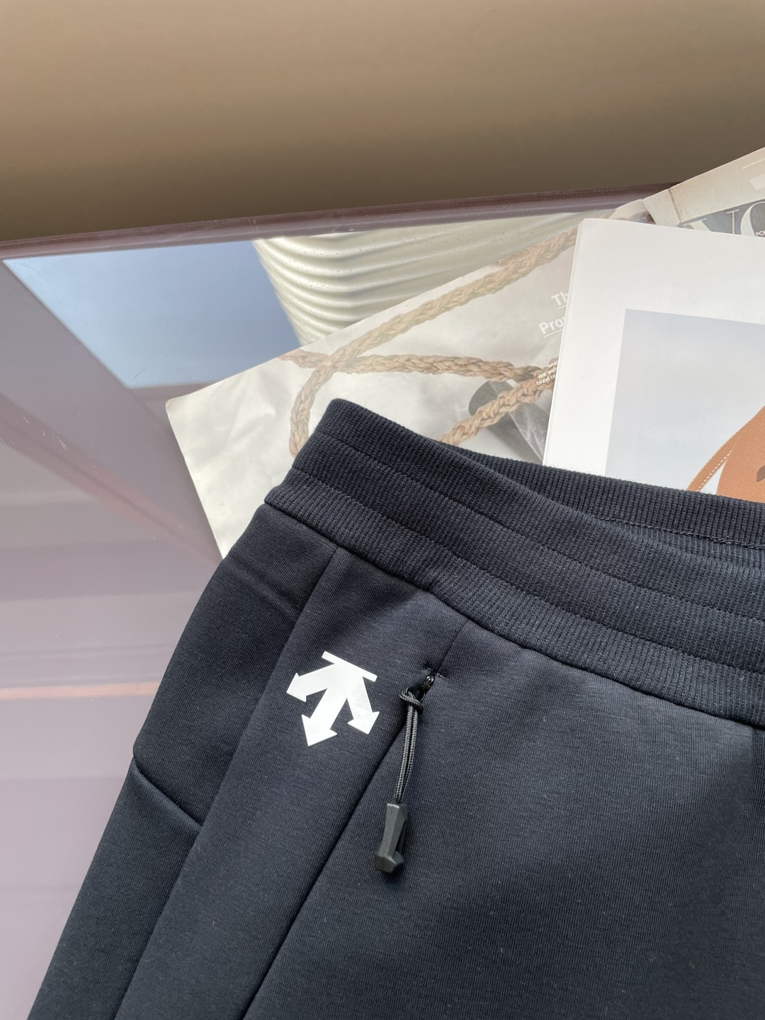 迪桑特 男士休闲裤👍速干面料休闲裤，最新款上身版型无敌正！绝对可以闭眼收的一款此款裤子非常百搭，弹力腰围