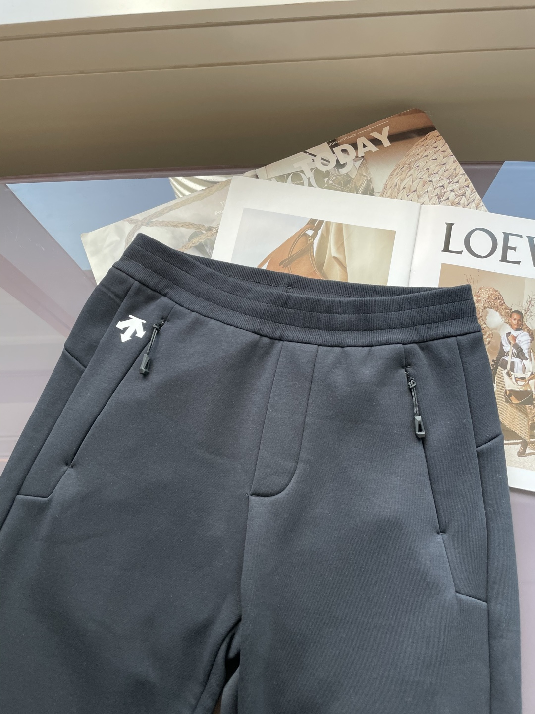 迪桑特 男士休闲裤👍速干面料休闲裤，最新款上身版型无敌正！绝对可以闭眼收的一款此款裤子非常百搭，弹力腰围