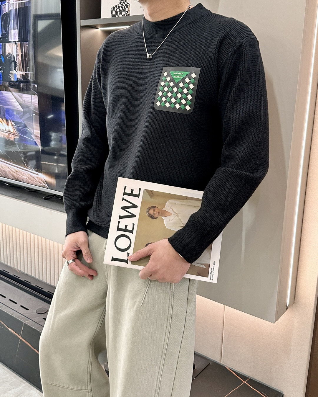 BV 重磅推荐！2025aw秋冬新款 专柜同步 时尚经典基础款针织衫 秋冬必备款 采用针织衫加厚毛衣，精