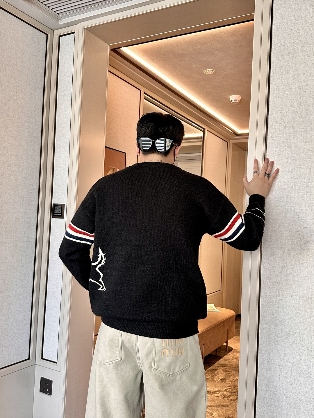 支持年后 TB 重磅推荐！2025aw秋冬新款 专柜同步 时尚经典基础款针织衫 秋冬必备款 采用针织衫加