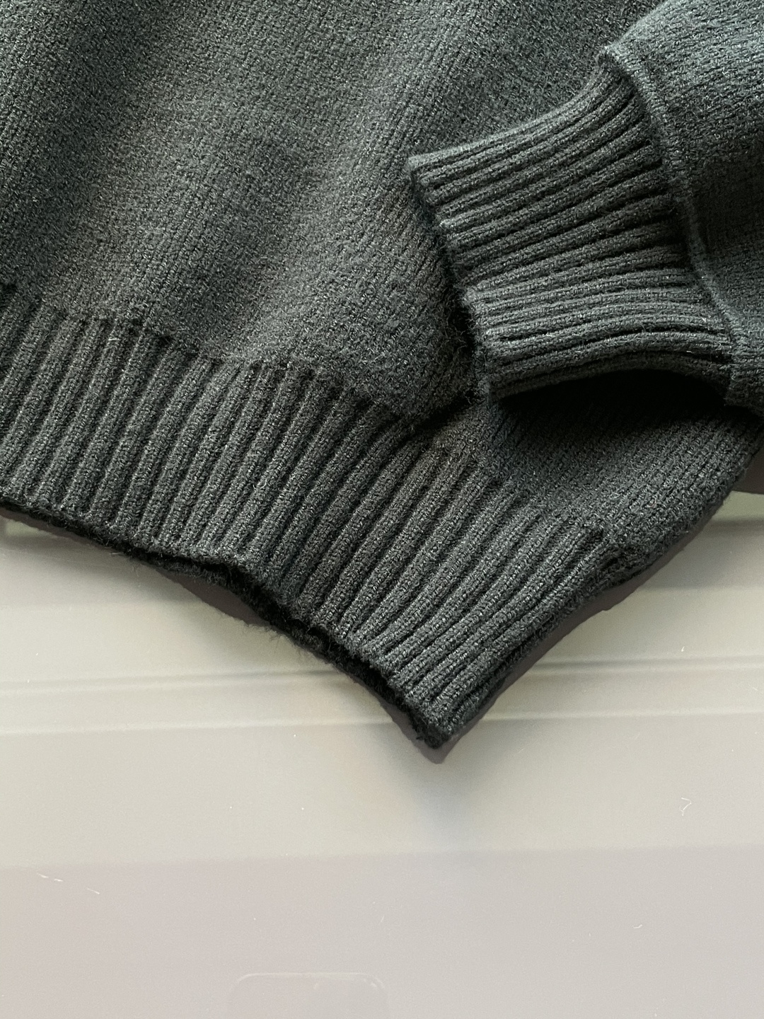 支持年后 TB 2025秋冬，渠道的精品狠货！！！今年最好看的休闲羊毛衣闭眼入！甄选新西兰进口羊毛混纺面