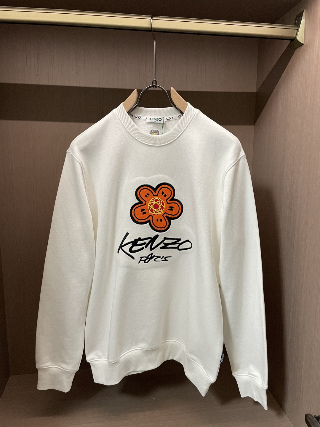 Kenzo  套头圆领卫衣；经典套头男女同款，简约大气系列单品，低调奢华大气百搭款！ 卫衣选用客供100%高克重棉质面料