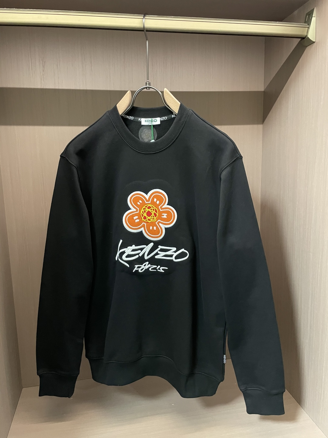 KENZO 套头圆领卫衣；经典套头男女同款，简约大气系列单品，低调奢华大气百搭款！ 卫衣选用客供100%高克重棉质面料精