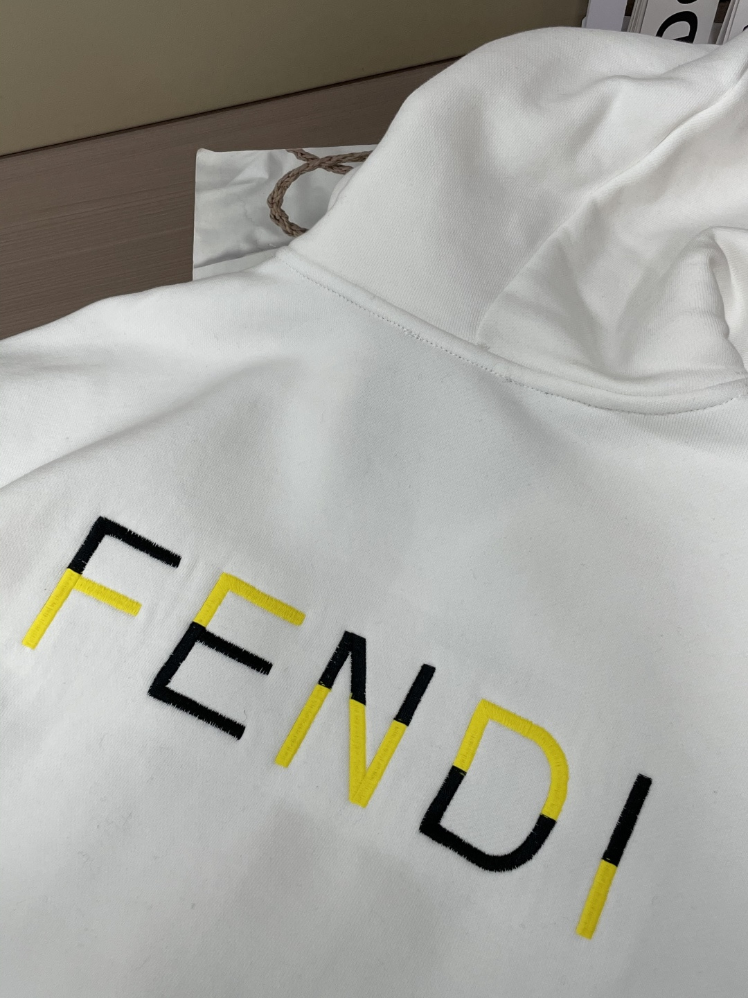 FD 秋冬加绒连帽卫衣 男女同款时尚休闲套头加绒卫衣衫!贸易公司渠道稀出,领先官网发售!一直都是神奇的存在,有着极高的辨 FD 秋冬加绒连帽卫衣 男女同款时尚休闲套头加绒卫衣衫!贸易公司渠道稀出,领先官网发售!一直都是神奇的存在,有着极高的辨