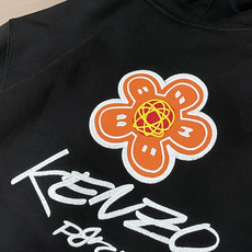 KENZO 秋冬加绒连帽卫衣 男女同款时尚休闲套头加绒卫衣衫!贸易公司渠道稀出,领先官网发售!一直都是神奇的存在,有着极 KENZO 秋冬加绒连帽卫衣 男女同款时尚休闲套头加绒卫衣衫!贸易公司渠道稀出,领先官网发售!一直都是神奇的存在,有着极