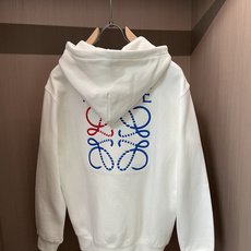 Loewe 秋冬加绒连帽卫衣 男女同款时尚休闲套头加绒卫衣衫!贸易公司渠道稀出,领先官网发售!一直都是神奇的存在,有着极 Loewe 秋冬加绒连帽卫衣 男女同款时尚休闲套头加绒卫衣衫!贸易公司渠道稀出,领先官网发售!一直都是神奇的存在,有着极