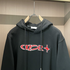 Dior 秋冬加绒连帽卫衣 男女同款时尚休闲套头加绒卫衣衫!贸易公司渠道稀出,领先官网发售!一直都是神奇的存在,有着极 Dior 秋冬加绒连帽卫衣 男女同款时尚休闲套头加绒卫衣衫!贸易公司渠道稀出,领先官网发售!一直都是神奇的存在,有着极