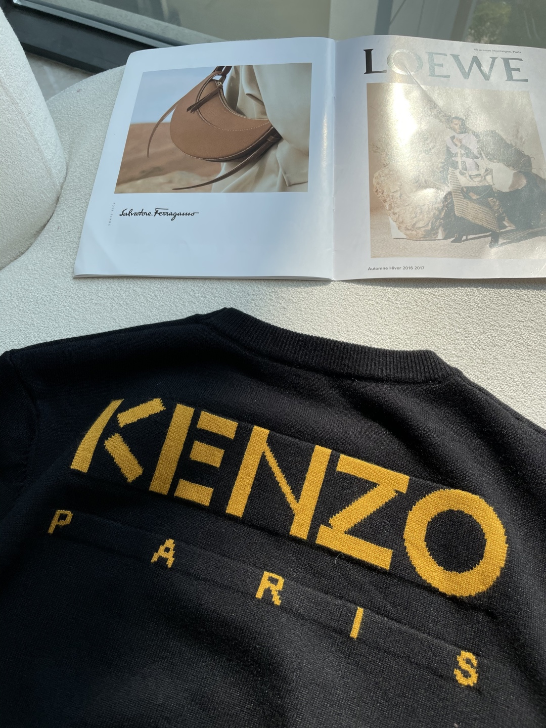 KENZO 重磅推荐！aw秋冬新款 专柜同步 时尚经典针织衫 秋冬必备款 采用针织衫加厚毛衣，精致简洁大方 品牌元素点缀