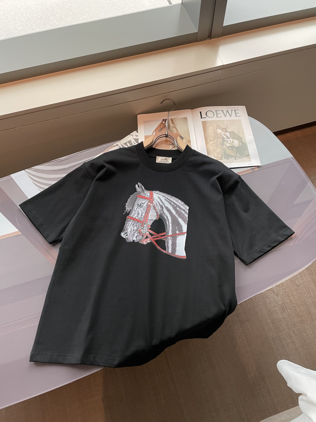 . 爱🐎仕2026春夏款/官网同步面料采用重磅纯棉精梳棉面料，OS宽松版型，上身版型超正！日常百搭，衣橱