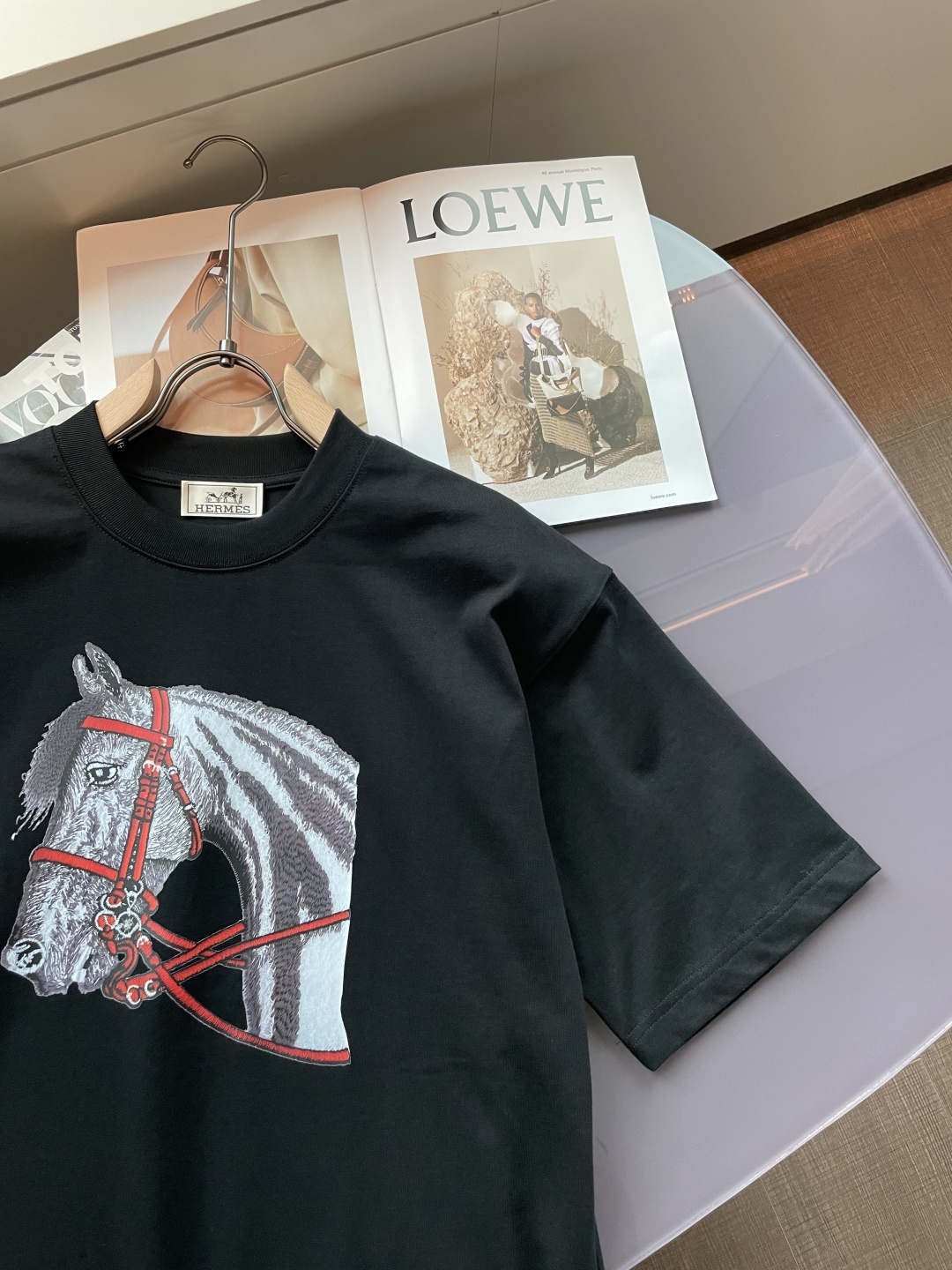 . 爱🐎仕2026春夏款/官网同步面料采用重磅纯棉精梳棉面料，OS宽松版型，上身版型超正！日常百搭，衣橱