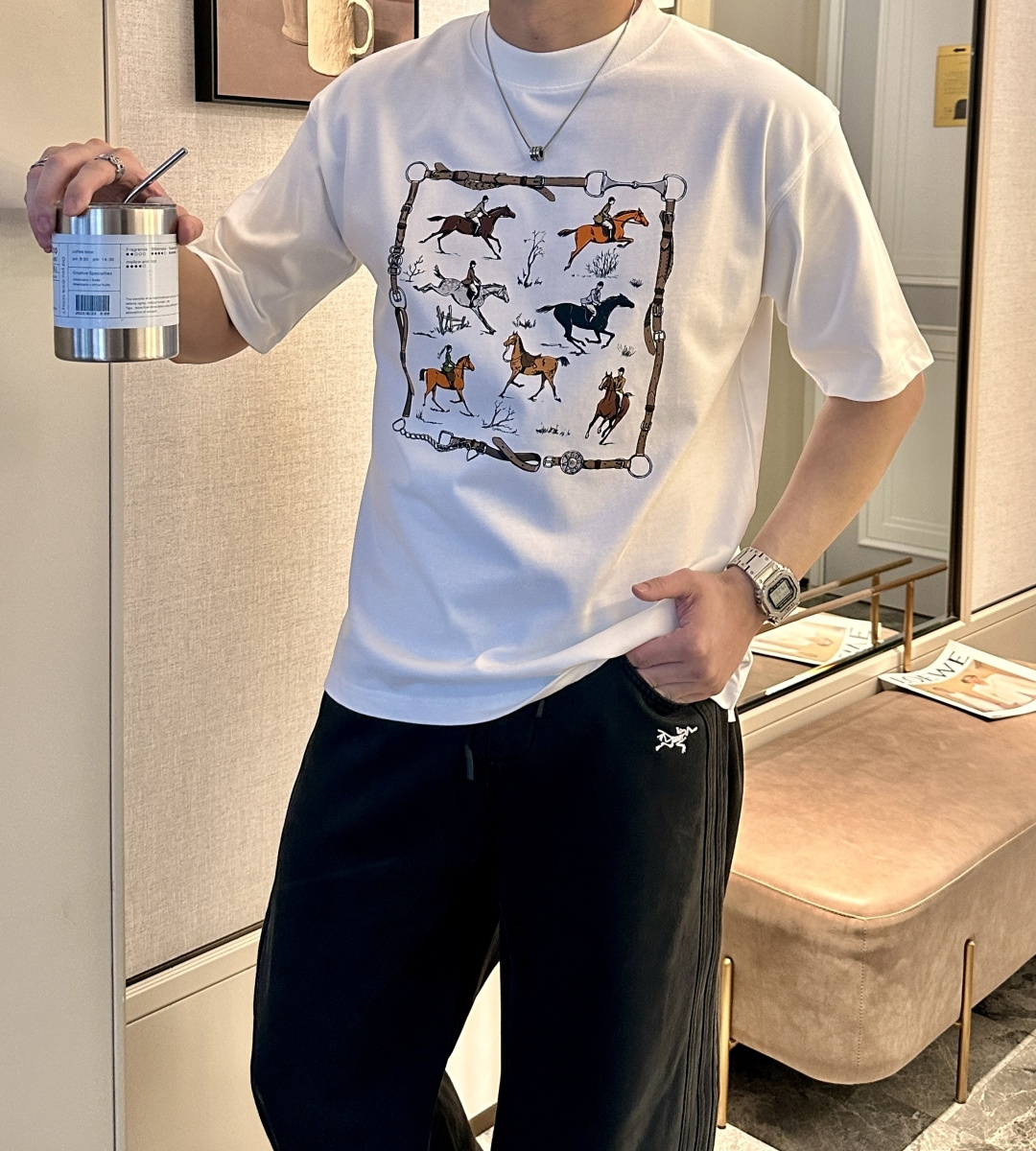 . 爱🐎仕2026春夏款/官网同步面料采用重磅纯棉精梳棉面料，OS宽松版型，上身版型超正！日常百搭，衣橱