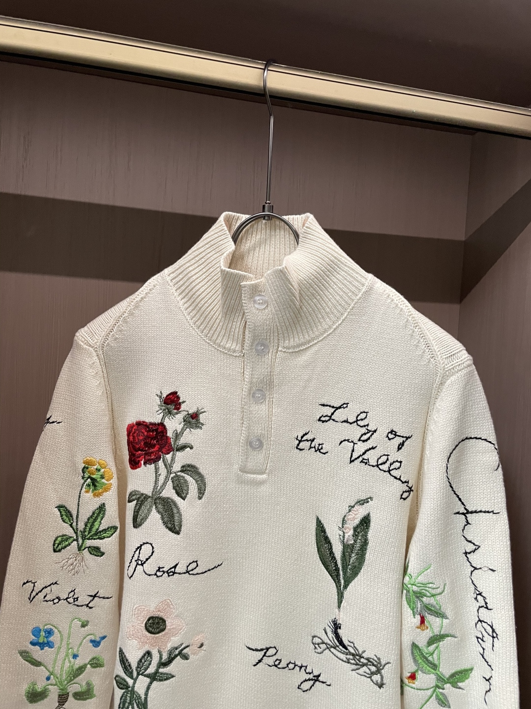 Dior 2025秋冬 高奢毛衣👫原厂代工 ，客供进口羊绒面料,细节辅料跟足原版，高端人士必备！尺码 S