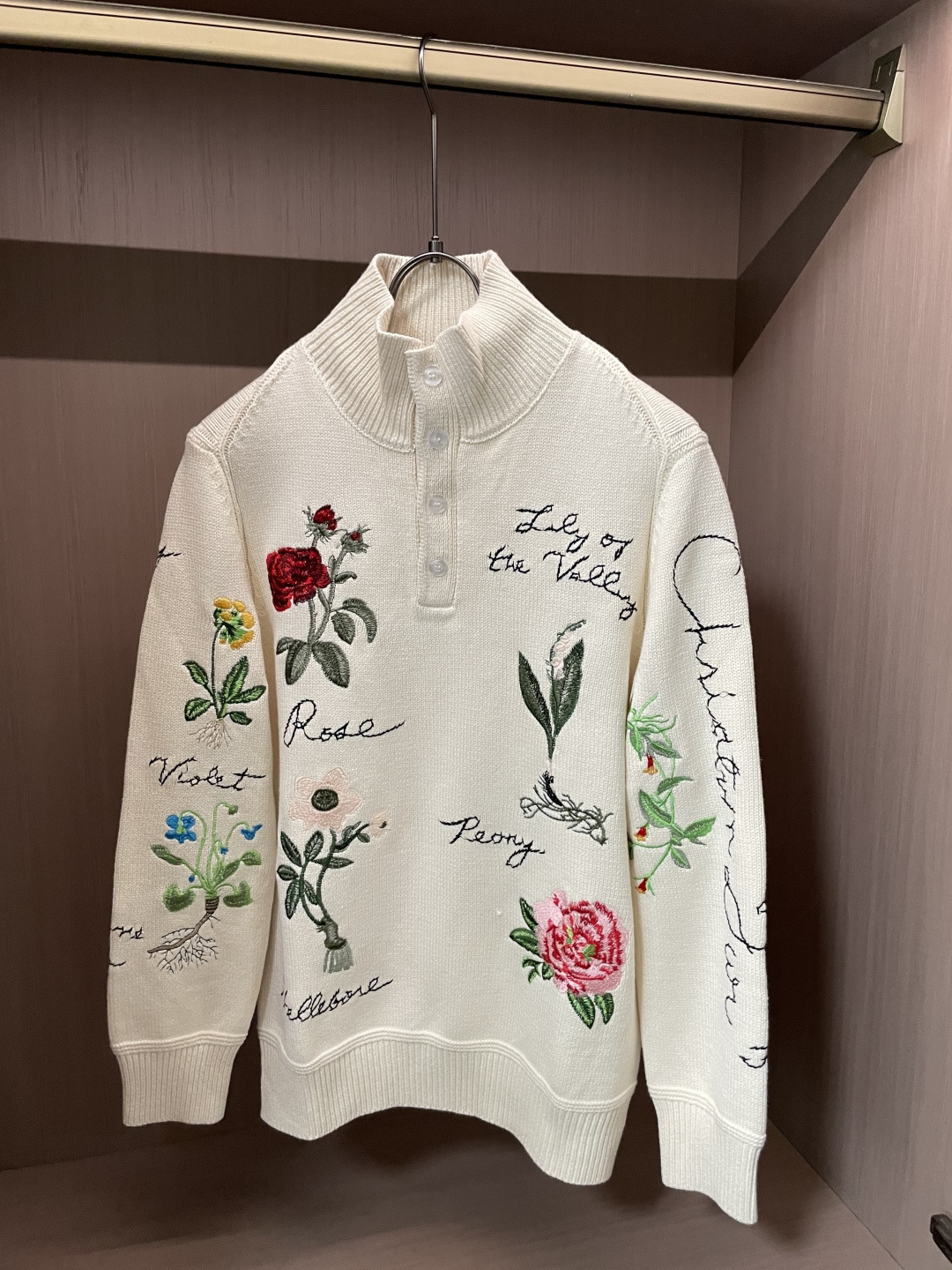 Dior 2025秋冬 高奢毛衣👫原厂代工 ，客供进口羊绒面料,细节辅料跟足原版，高端人士必备！尺码 S