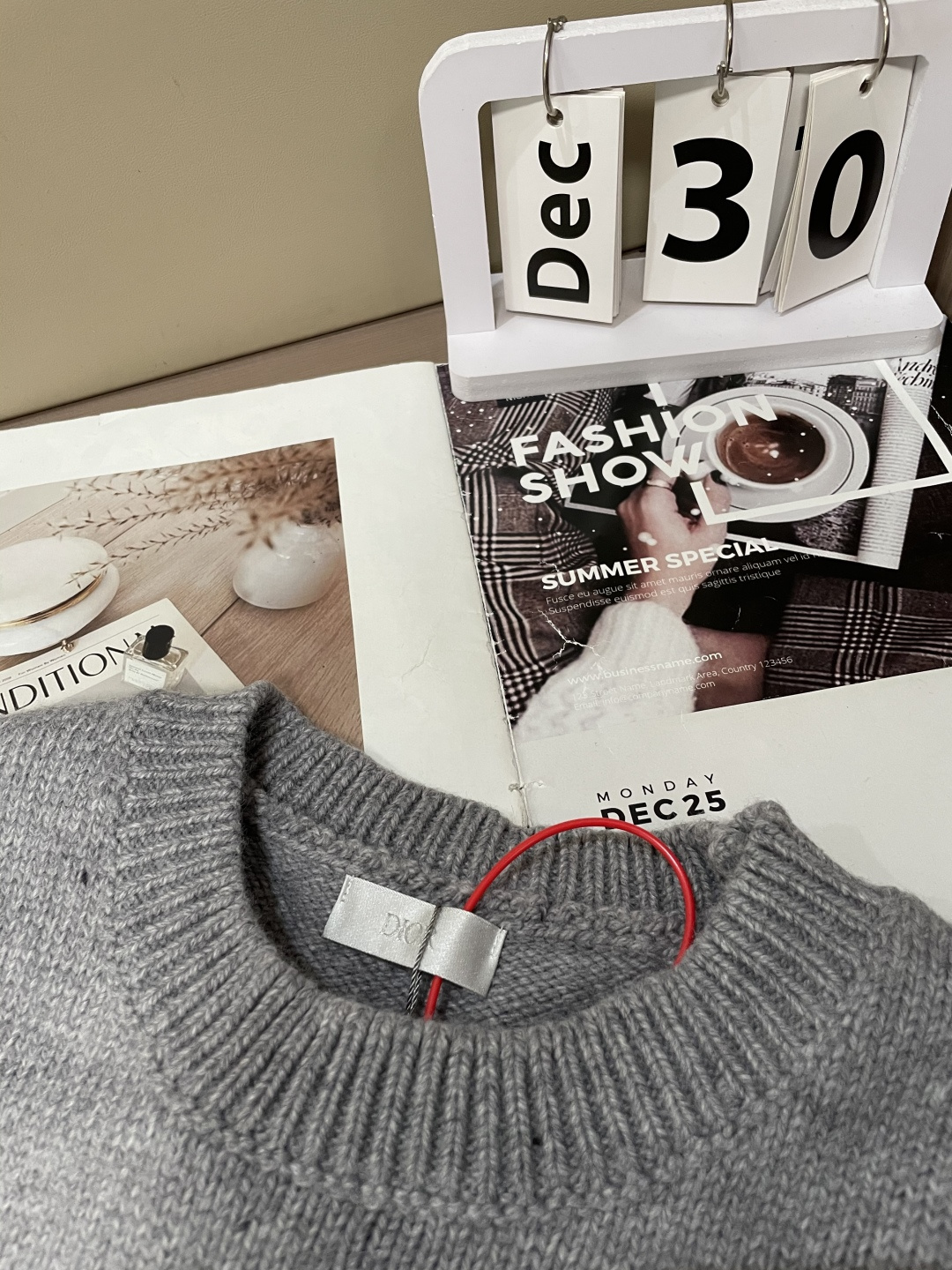 Dior 2025秋冬 高奢毛衣👫原厂代工 ，客供进口羊绒面料,细节辅料跟足原版，高端人士必备！尺码 S