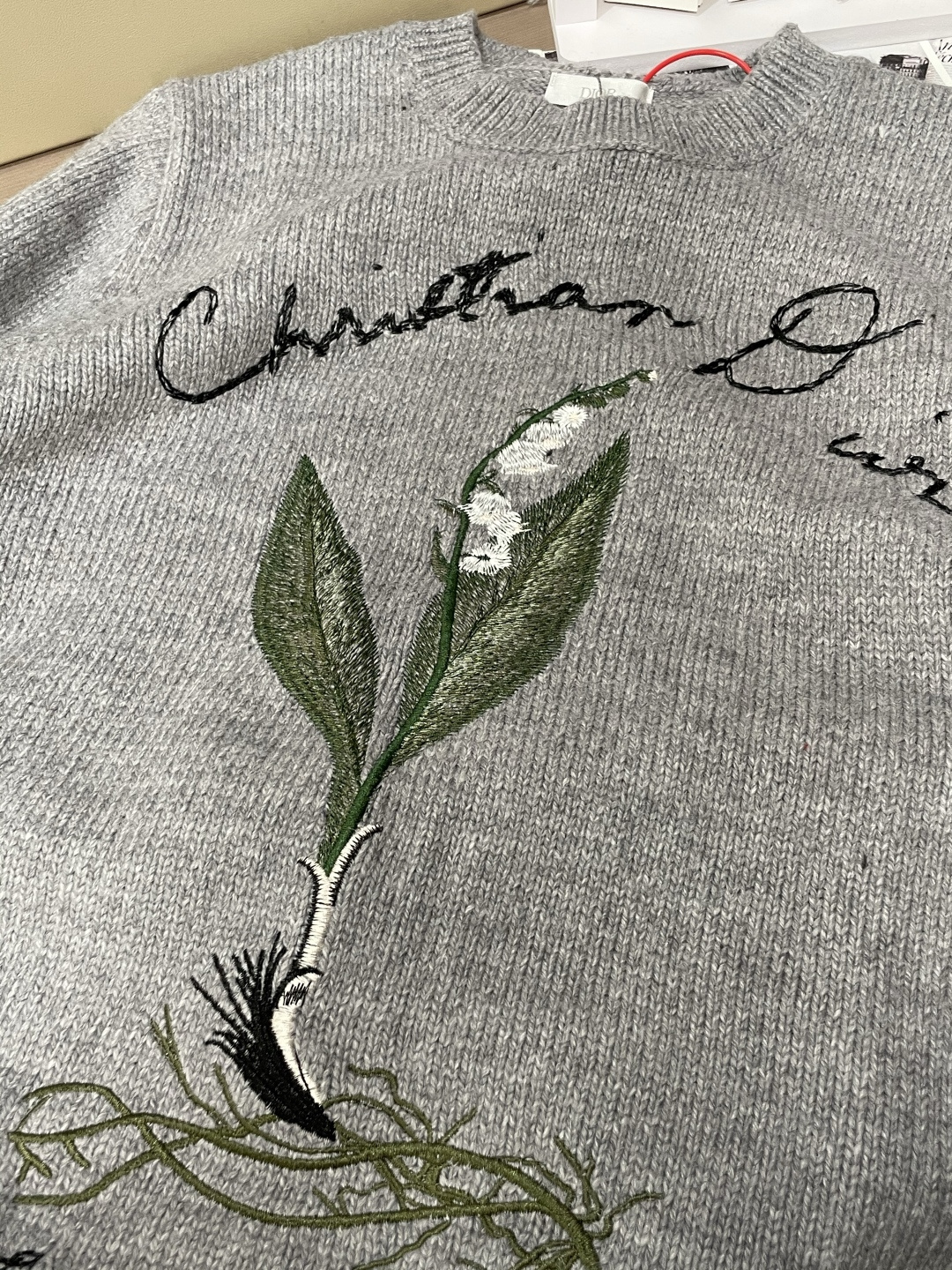 Dior 2025秋冬 高奢毛衣👫原厂代工 ，客供进口羊绒面料,细节辅料跟足原版，高端人士必备！尺码 S