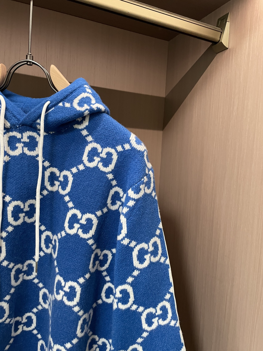 Gucc2025秋冬 高奢毛衣👫原厂代工 ，客供进口羊绒面料,细节辅料跟足原版，高端人士必备！尺码 S-