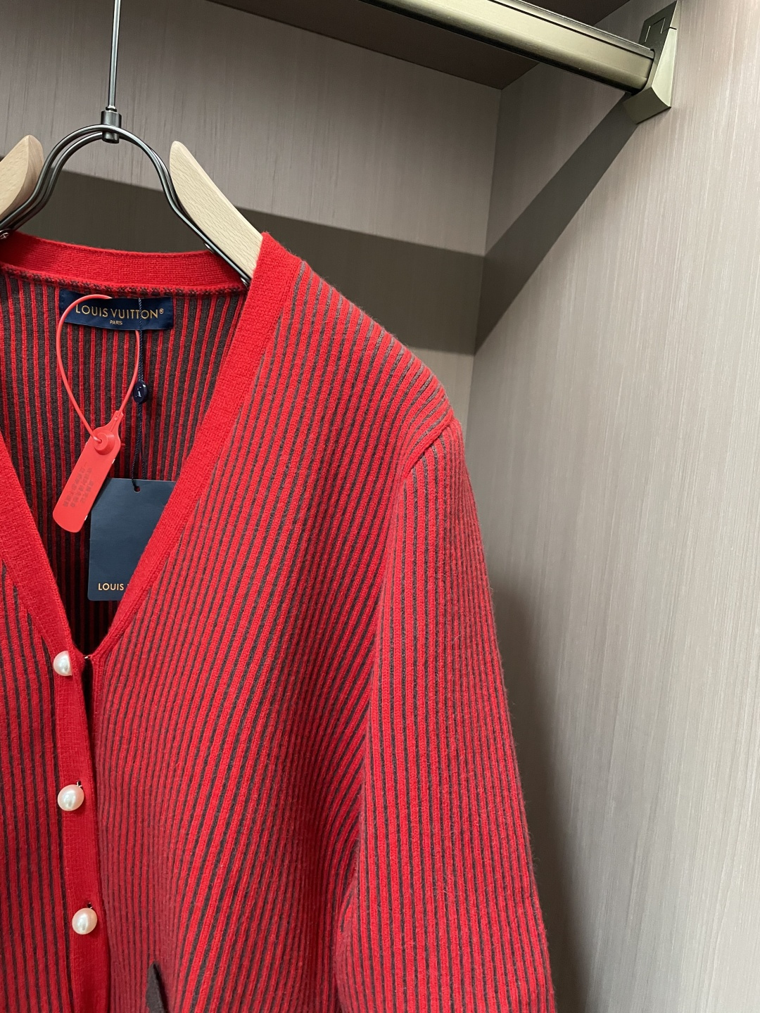 Lv 2025秋冬 高奢毛衣👫原厂代工 ，客供进口羊绒面料,细节辅料跟足原版，高端人士必备！尺码 S-X