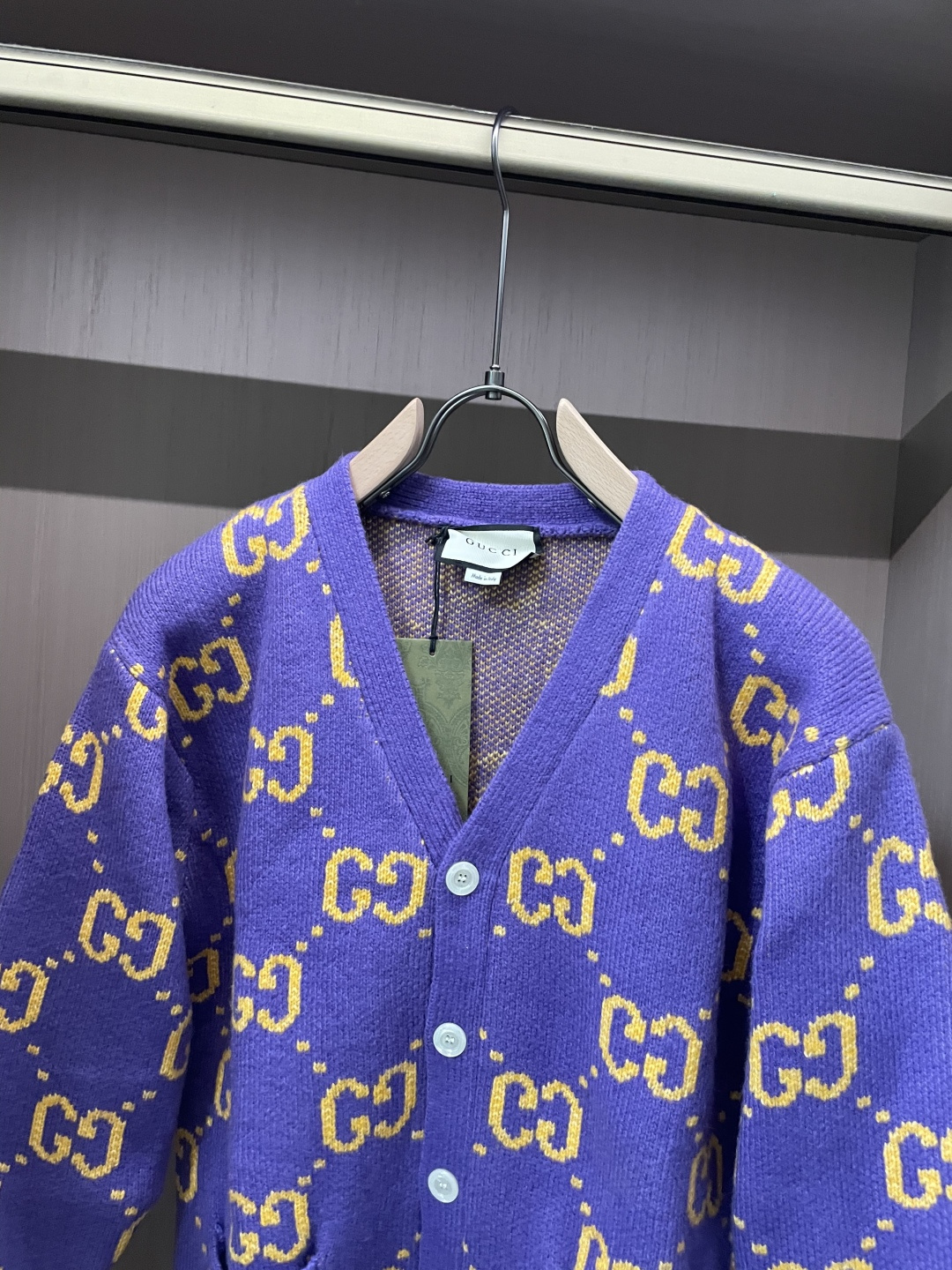 Gucc 2025秋冬 高奢毛衣👫原厂代工 ，客供进口羊绒面料,细节辅料跟足原版，高端人士必备！尺码 S