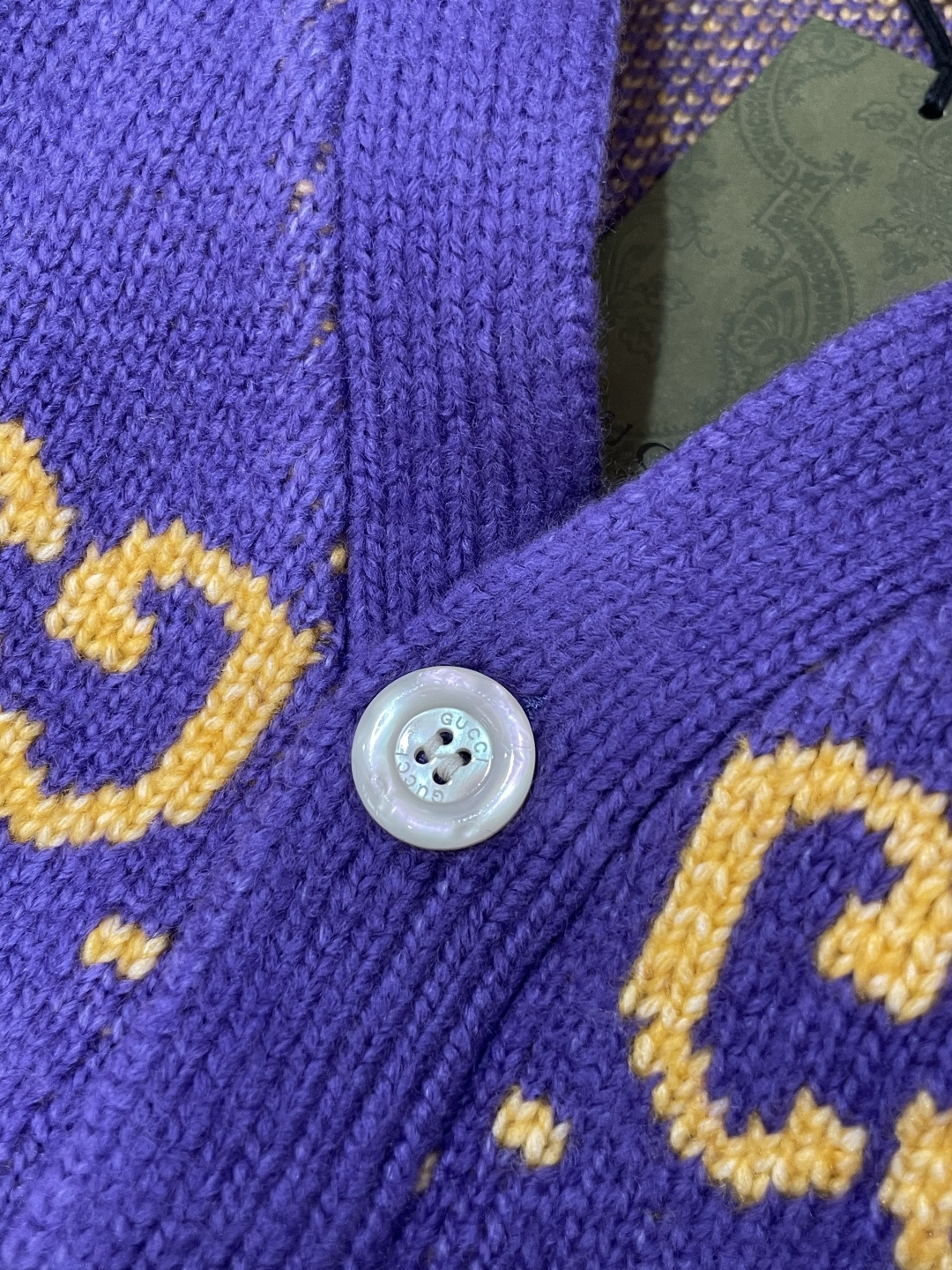 Gucc 2025秋冬 高奢毛衣👫原厂代工 ，客供进口羊绒面料,细节辅料跟足原版，高端人士必备！尺码 S