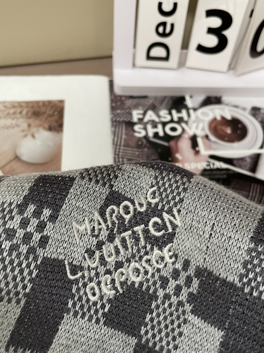 Lv 2025秋冬 高奢毛衣👫原厂代工 ，客供进口羊绒面料,细节辅料跟足原版，高端人士必备！尺码 S-X