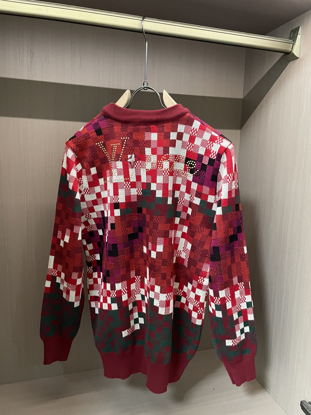 Lv 2025秋冬 高奢毛衣👫原厂代工 ，客供进口羊绒面料,细节辅料跟足原版，高端人士必备！尺码 S-X