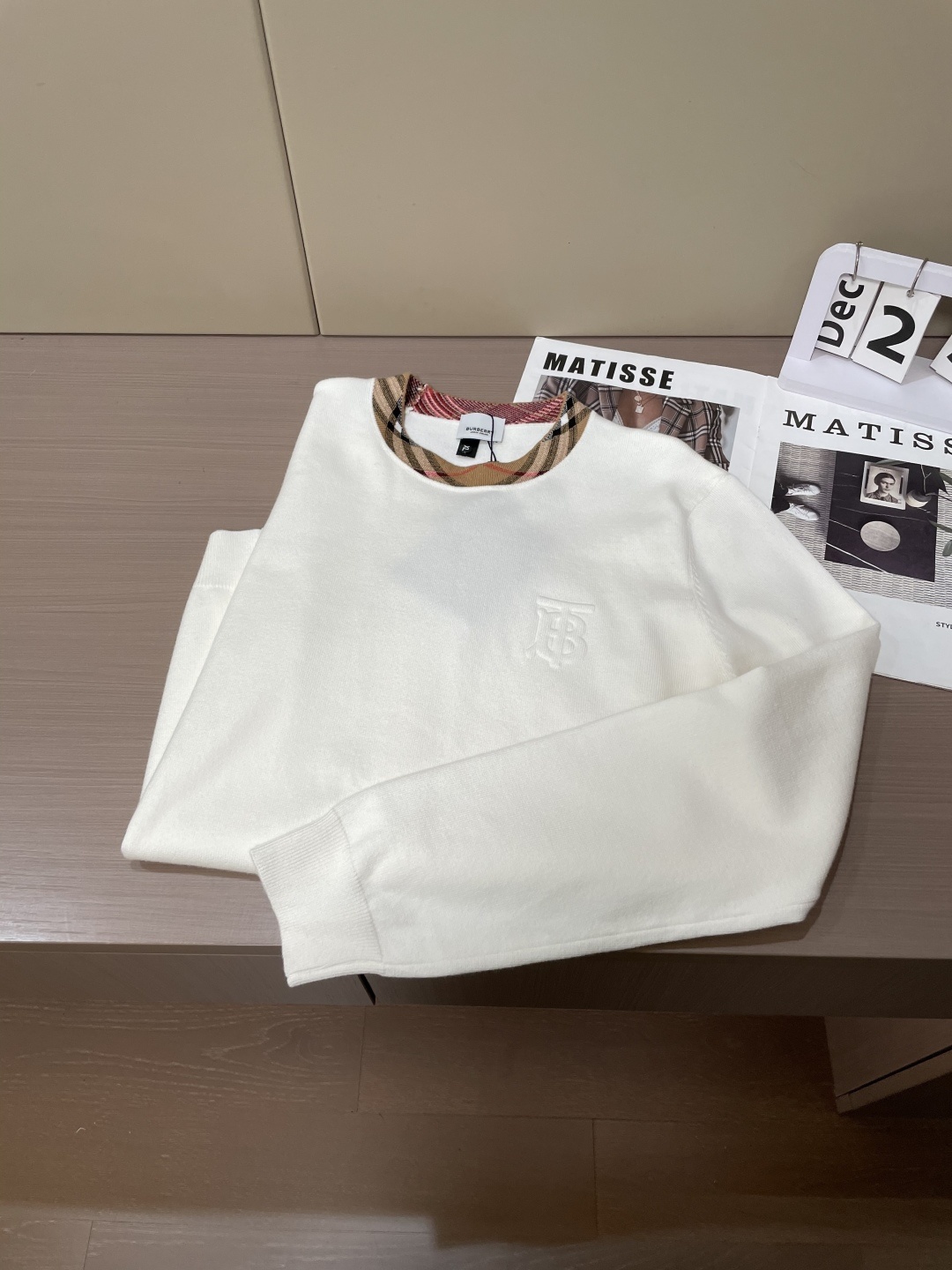 BUR 重磅推荐！2025aw秋冬新款 专柜同步 时尚经典基础款针织衫 秋冬必备款 采用针织衫加厚毛衣，