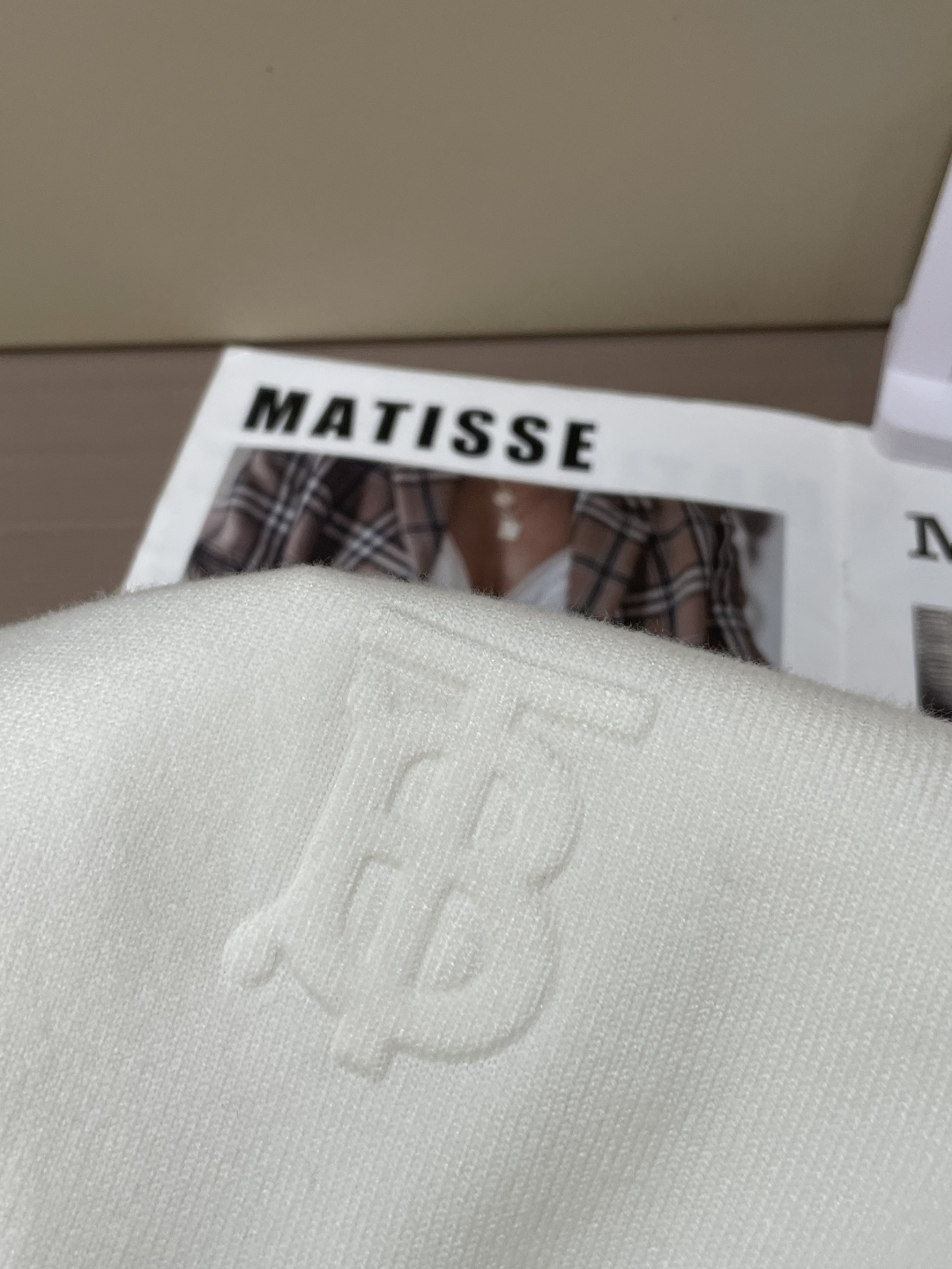 BUR 重磅推荐！2025aw秋冬新款 专柜同步 时尚经典基础款针织衫 秋冬必备款 采用针织衫加厚毛衣，