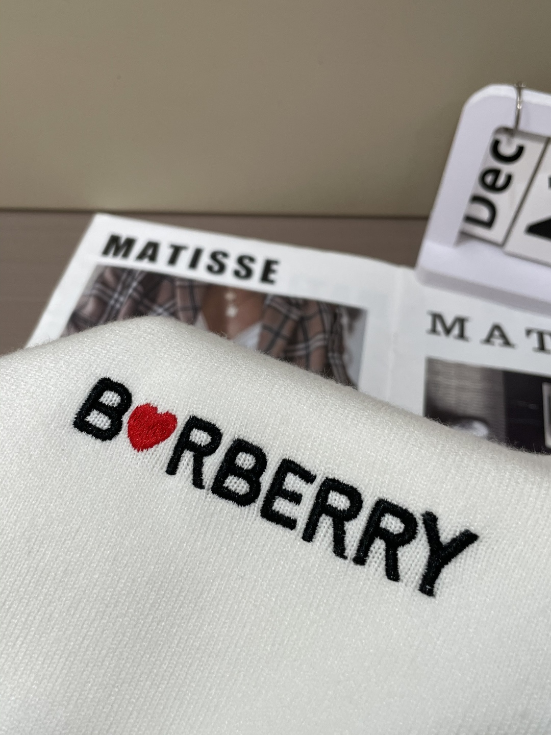 BUR 重磅推荐！2025aw秋冬新款 专柜同步 时尚经典基础款针织衫 秋冬必备款 采用针织衫加厚毛衣，