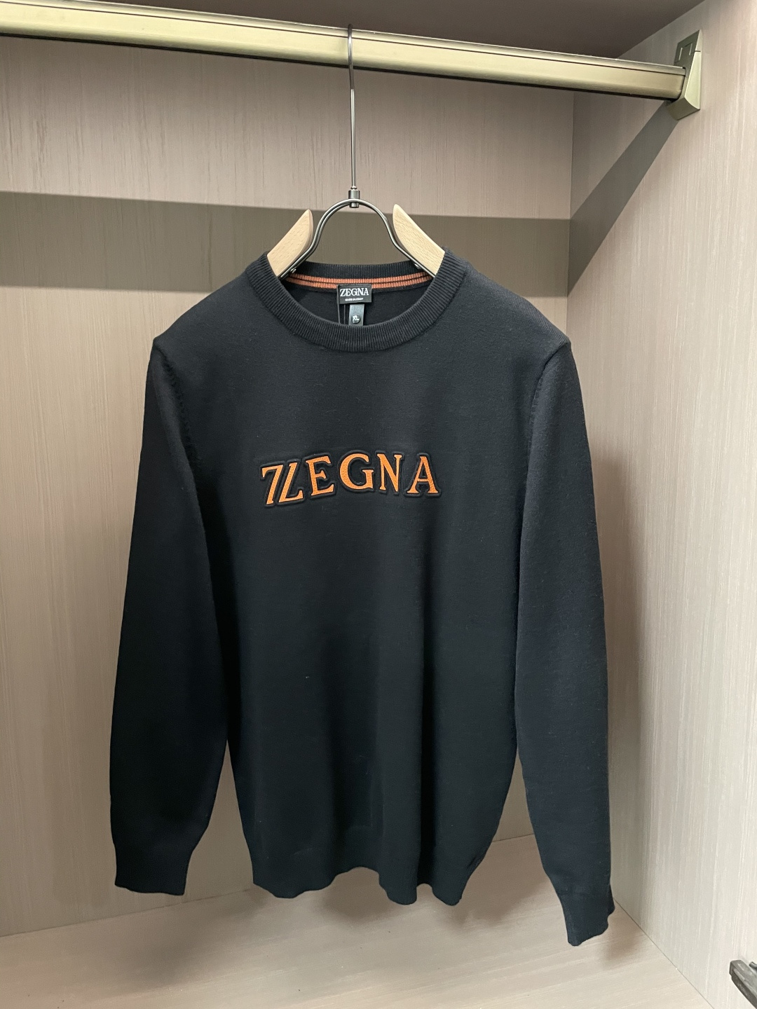 杰尼亚 重磅推荐！2025aw秋冬新款 专柜同步 时尚经典基础款针织衫 秋冬必备款 采用针织衫加厚毛衣，