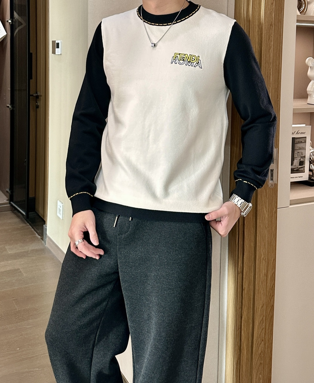 FD 重磅推荐！2025aw秋冬新款 专柜同步 时尚经典基础款针织衫 秋冬必备款 采用针织衫加厚毛衣，精