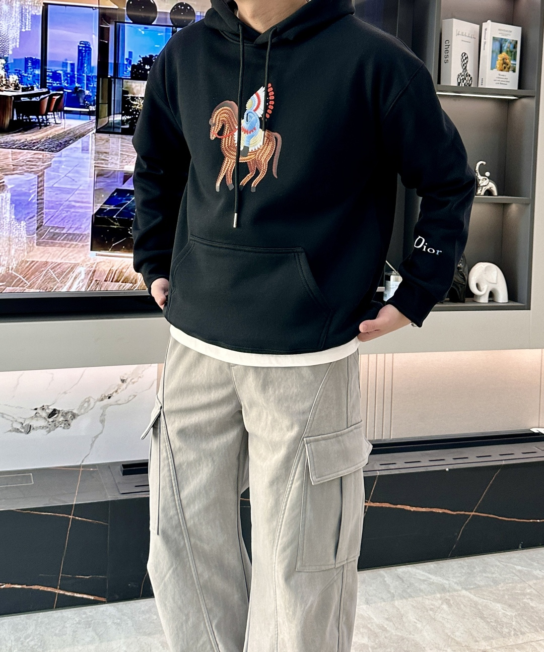 Dior /2025秋冬新品 马年限定/本命年宝宝快入定制顶级卫衣棉，面料特别有质感，冬季必备单品，保暖