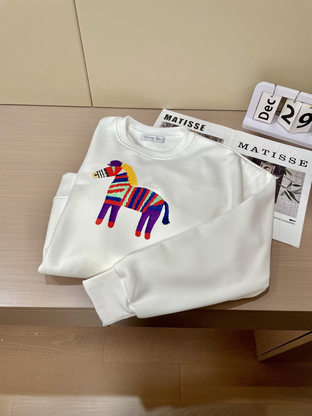 Dior /2025秋冬新品 马年限定/本命年宝宝快入定制顶级卫衣棉，面料特别有质感，冬季必备单品，保暖