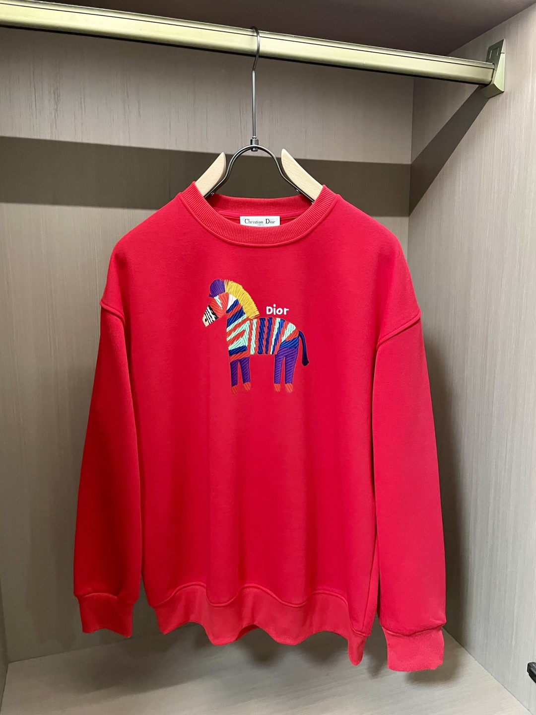 Dior /2025秋冬新品 马年限定/本命年宝宝快入定制顶级卫衣棉，面料特别有质感，冬季必备单品，保暖