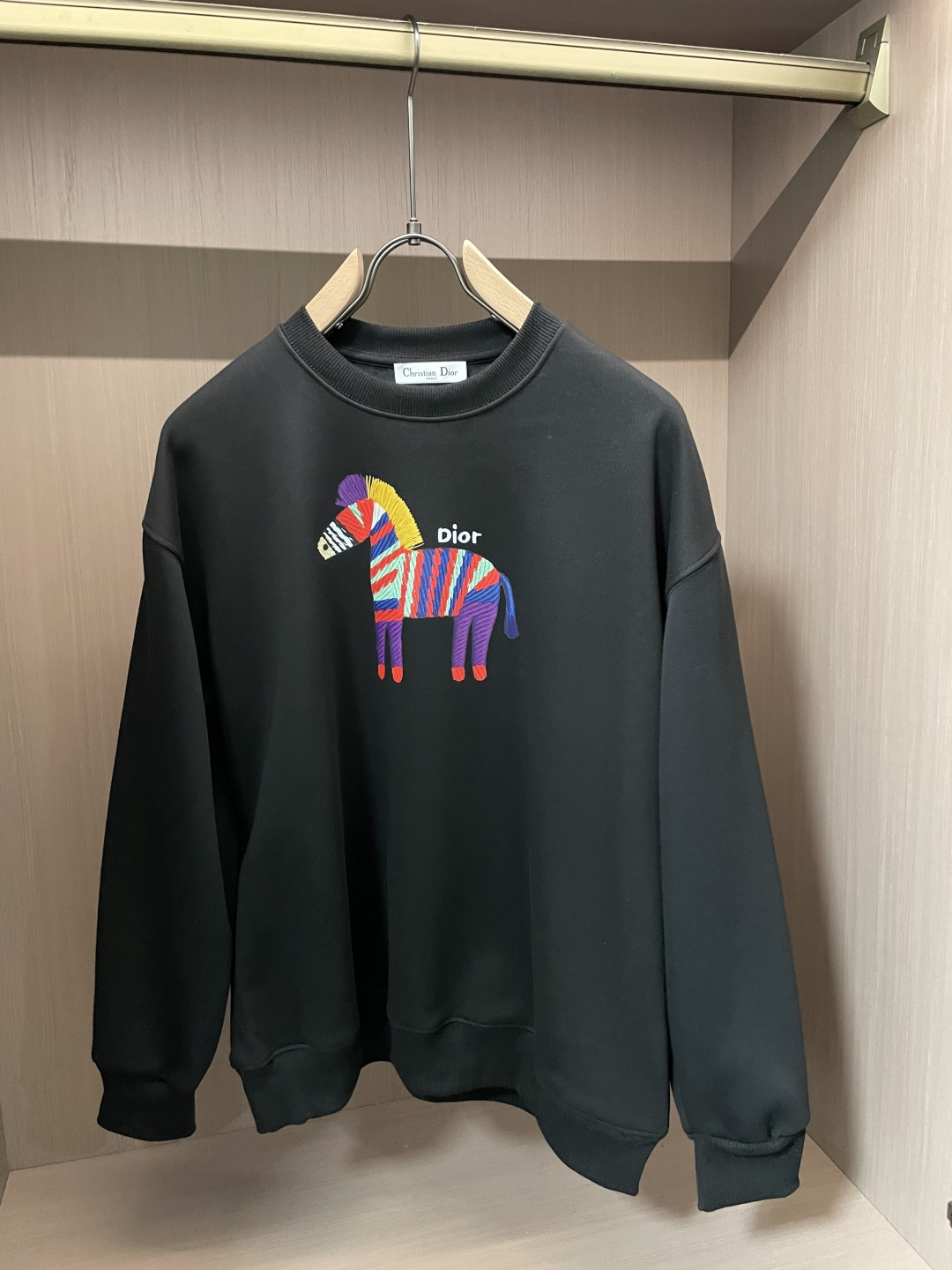 Dior /2025秋冬新品 马年限定/本命年宝宝快入定制顶级卫衣棉，面料特别有质感，冬季必备单品，保暖