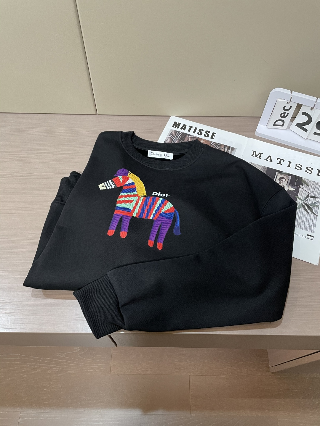 Dior /2025秋冬新品 马年限定/本命年宝宝快入定制顶级卫衣棉，面料特别有质感，冬季必备单品，保暖