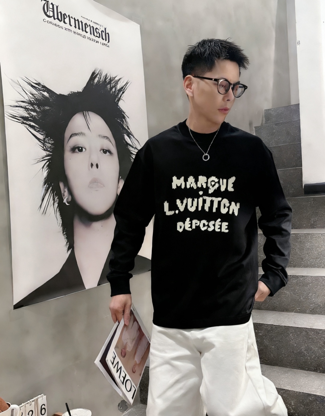 LV/2025秋冬新品 定制顶级卫衣棉，面料特别有质感，冬季必备单品，保暖性好。男女通穿，细节到位，版型