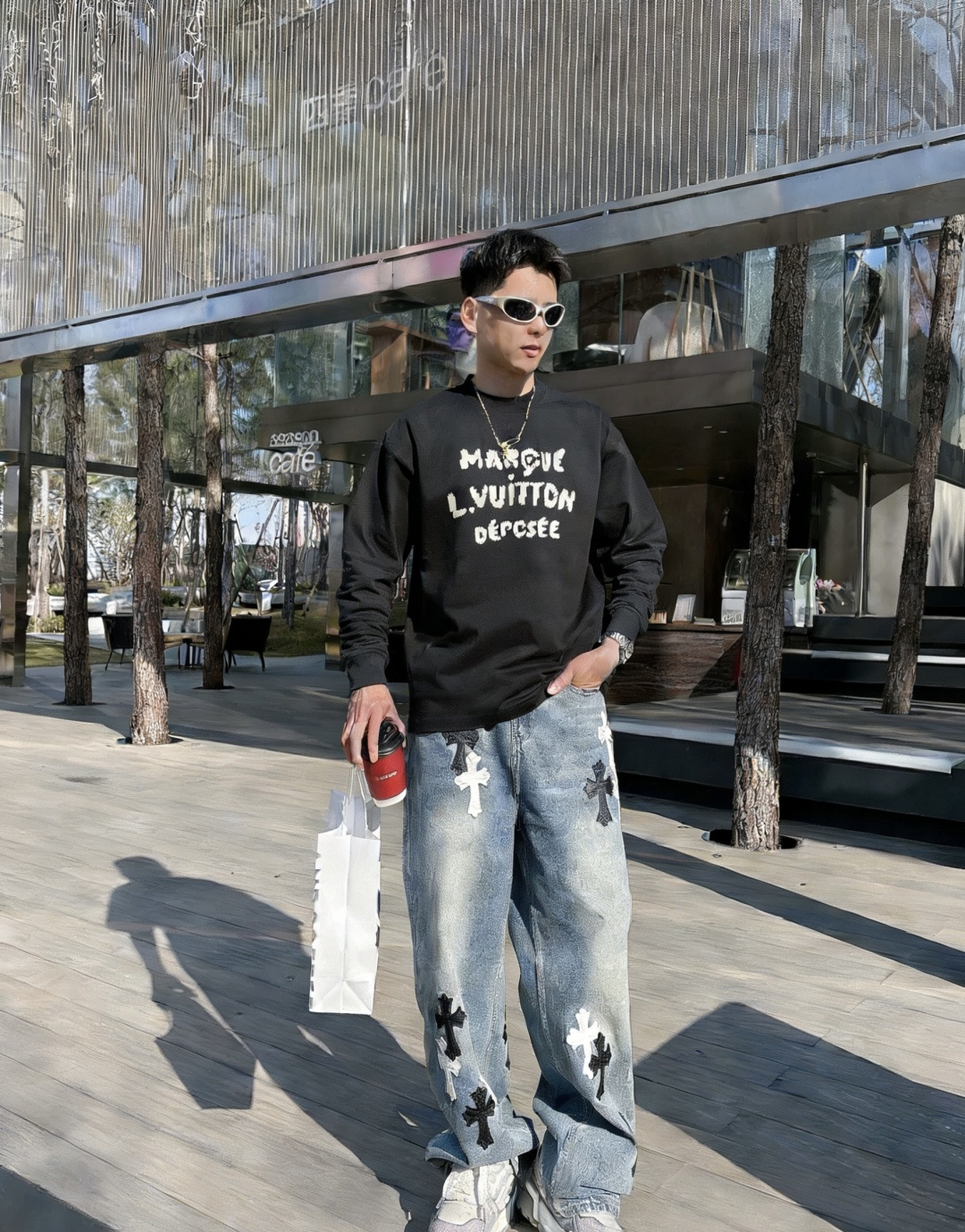 LV/2025秋冬新品 定制顶级卫衣棉，面料特别有质感，冬季必备单品，保暖性好。男女通穿，细节到位，版型