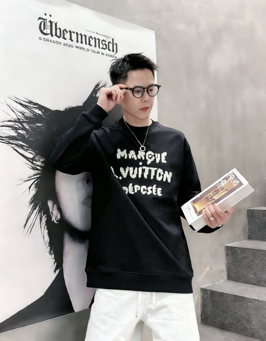 LV/2025秋冬新品 定制顶级卫衣棉，面料特别有质感，冬季必备单品，保暖性好。男女通穿，细节到位，版型