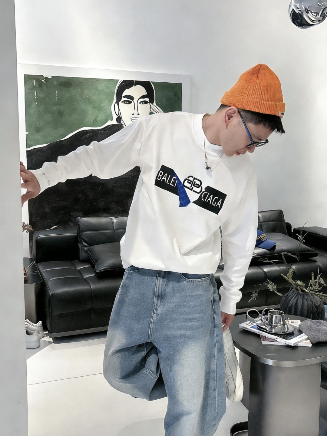 巴黎世家 /2025秋冬新品 定制顶级卫衣棉，面料特别有质感，冬季必备单品，保暖性好。男女通穿，细节到位