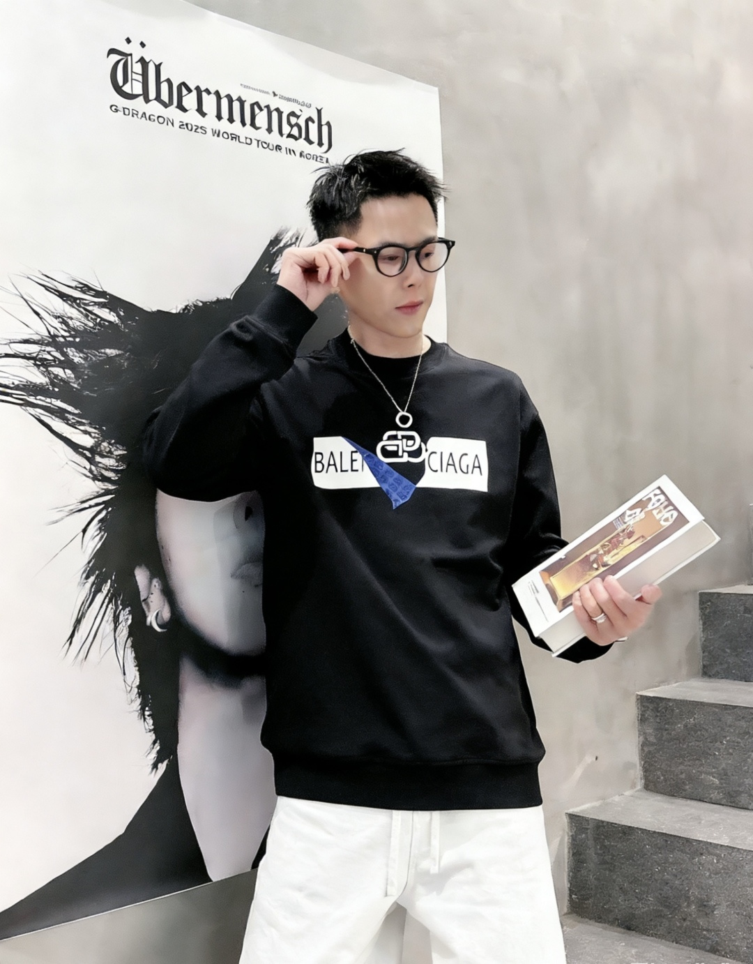 巴黎世家 /2025秋冬新品 定制顶级卫衣棉，面料特别有质感，冬季必备单品，保暖性好。男女通穿，细节到位