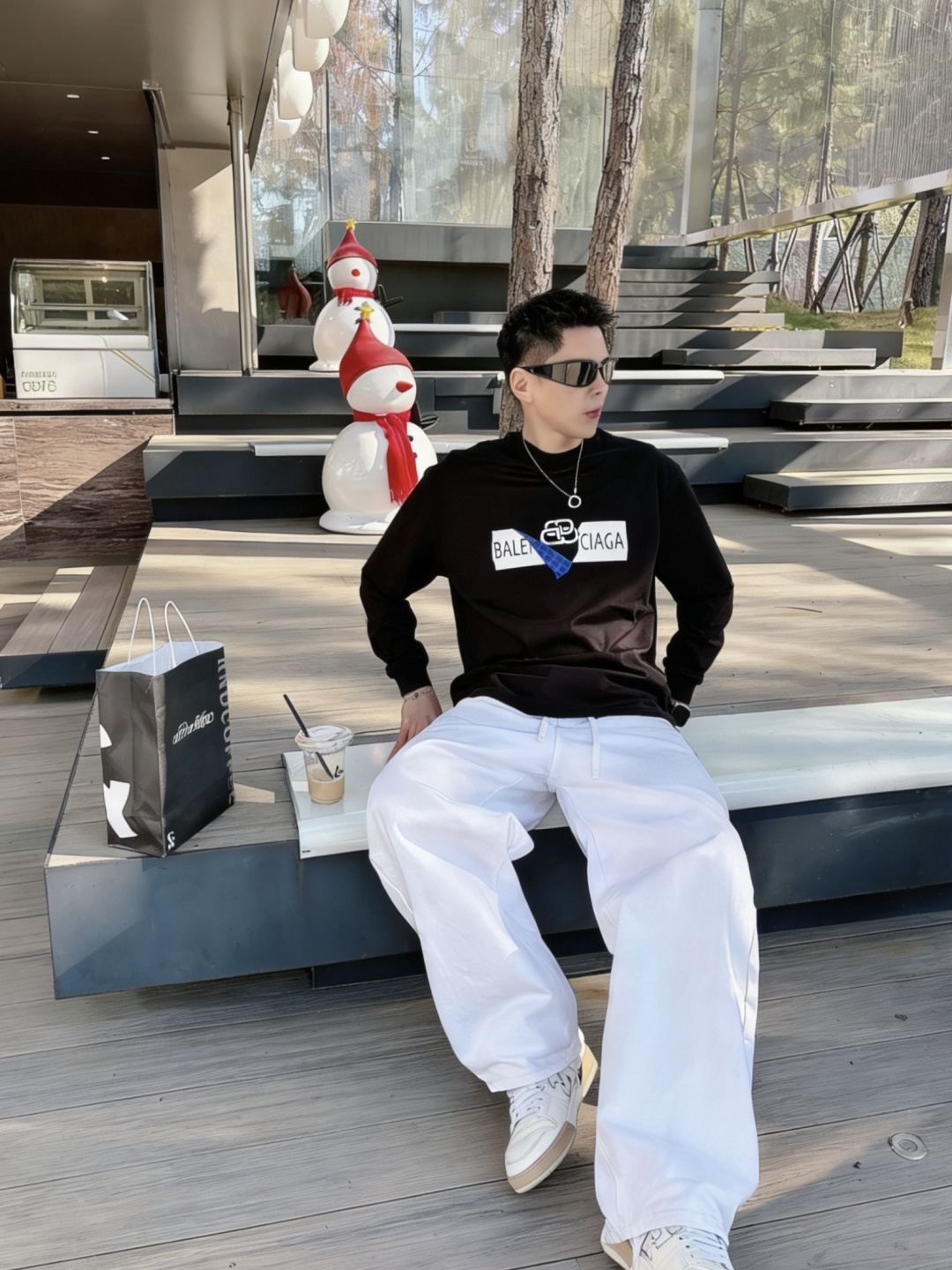 巴黎世家 /2025秋冬新品 定制顶级卫衣棉，面料特别有质感，冬季必备单品，保暖性好。男女通穿，细节到位