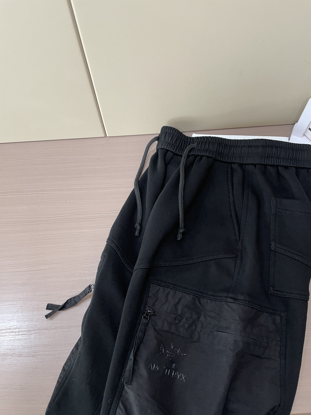 Arc'teryx始祖鸟M-3XL户外机能拼接束脚裤 工装风多口袋针织休闲卫裤男▌面料：Arc'tery