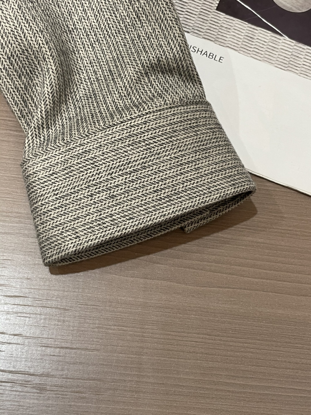 Burberry博柏利M-3XL磨毛肌理保暖衬衫外套 男士商务休闲全拉链长袖上衣✅ 磨毛针织肌理面料定制