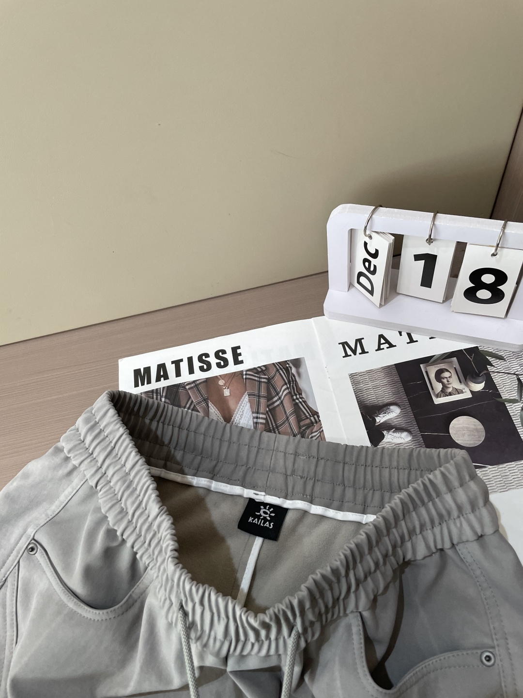 凯乐石 2025秋冬最新系列男士加厚休闲裤！内里加绒，非常保暖，北方的宝子们赶紧备上！采用客供弹力柔棉材