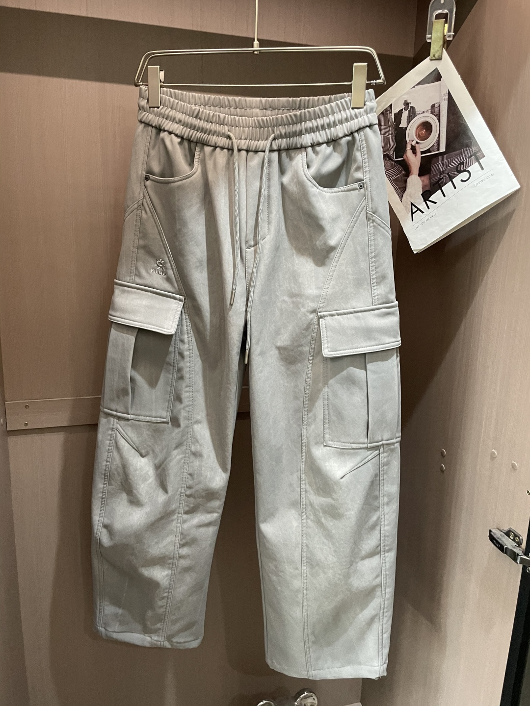 凯乐石 2025秋冬最新系列男士加厚休闲裤！内里加绒，非常保暖，北方的宝子们赶紧备上！采用客供弹力柔棉材